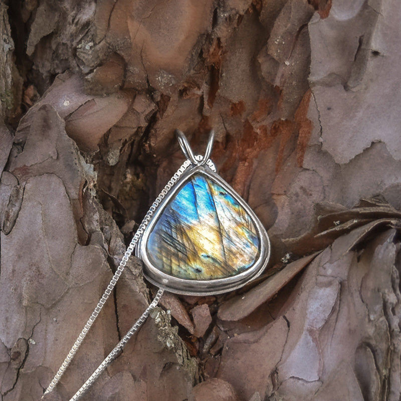 Reversible Northern Lights Labradorite Pendant No. 2 - Silver Pendant   7396 - handmade by Beth Millner Jewelry