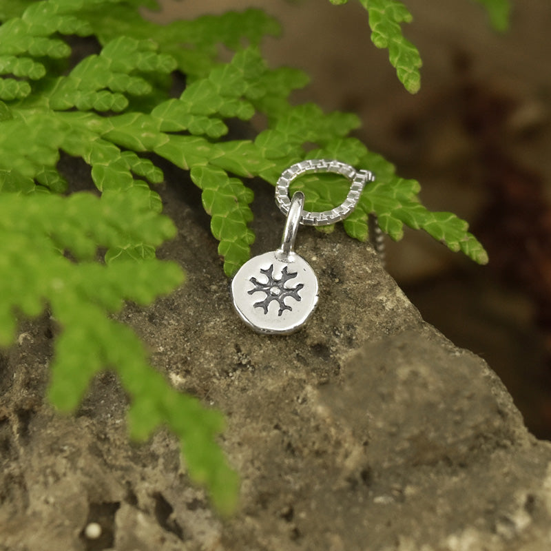 Snowflake Charm - Charm   7382 - handmade by Beth Millner Jewelry