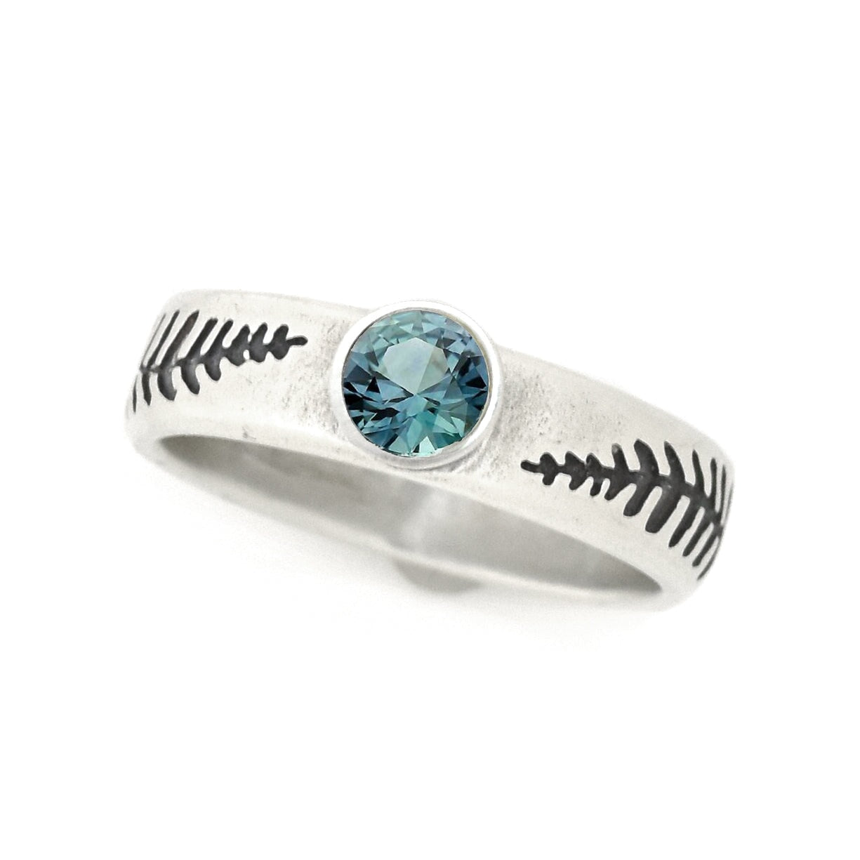 Mako Mermaids Moon Ring Review and Where to Buy 